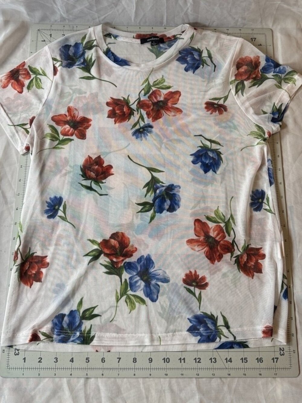 Ambiance Women's Size L Floral Sheer Mesh Short Sleeve Top